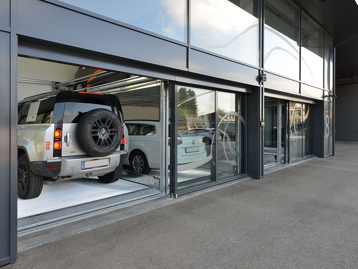 Außenansicht halbautmatisches Parksystem